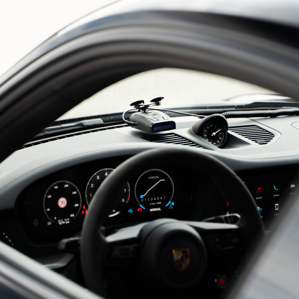 NAVTY P1 Premium